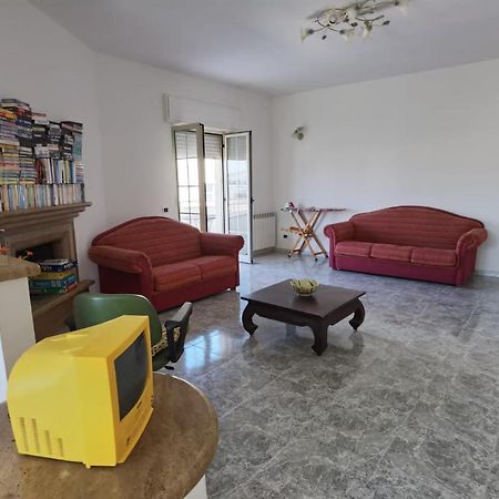 לינה וארוחת בוקר סקליאה Rosy House מראה חיצוני תמונה