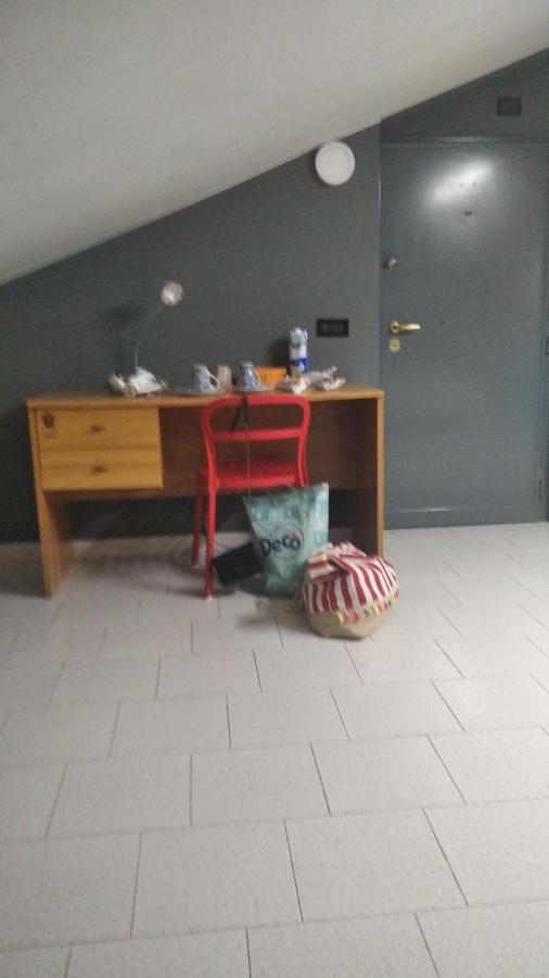 לינה וארוחת בוקר סקליאה Rosy House מראה חיצוני תמונה