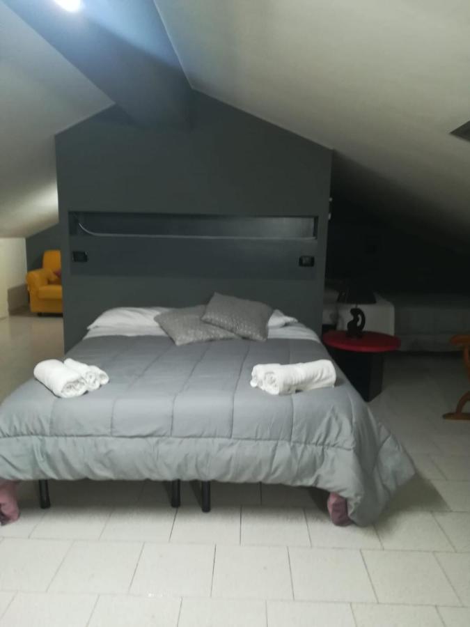 לינה וארוחת בוקר סקליאה Rosy House מראה חיצוני תמונה
